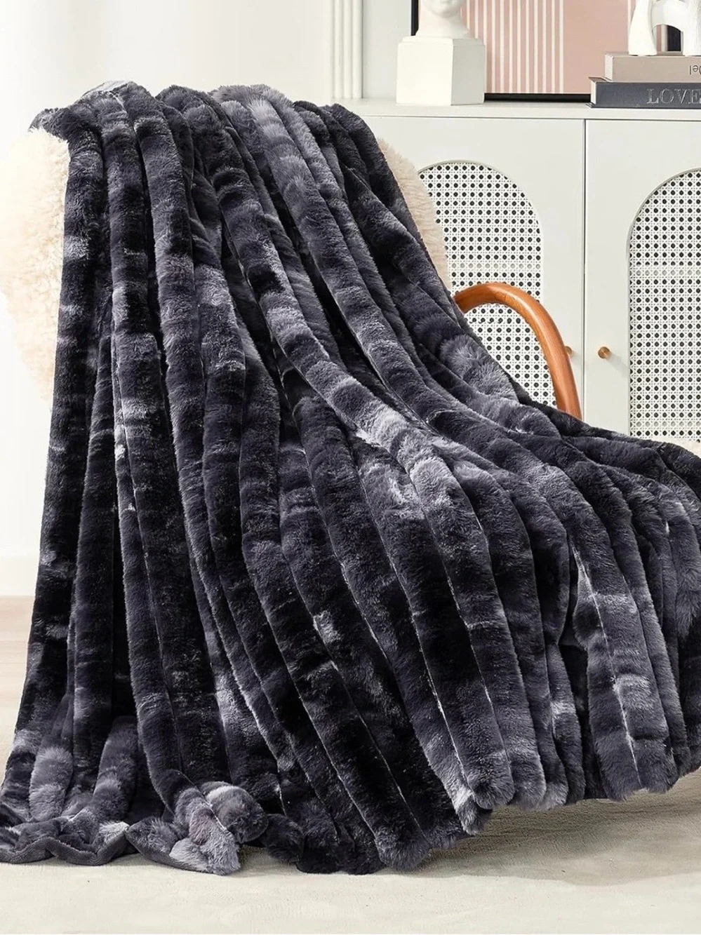 Cozy Bliss Faux Fur Throw Blanket